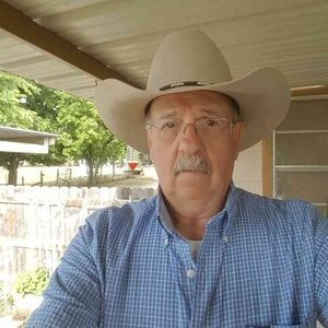 Meet your Posher, Kenneth